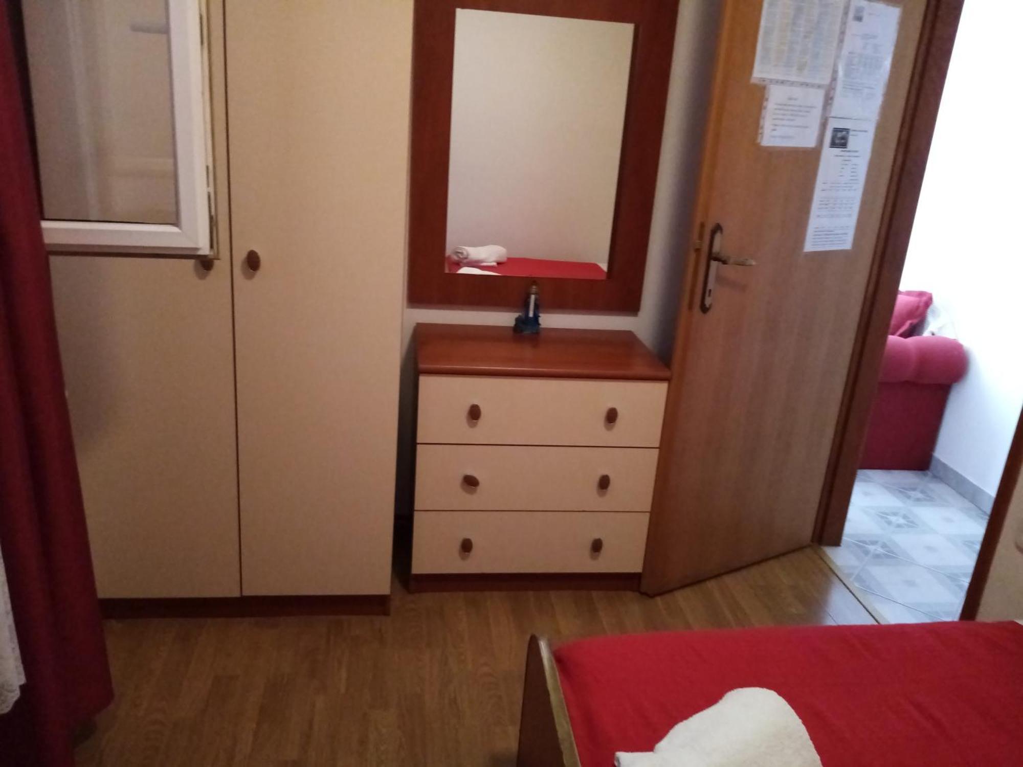 Apartments Vitkovic Крес Екстериор снимка