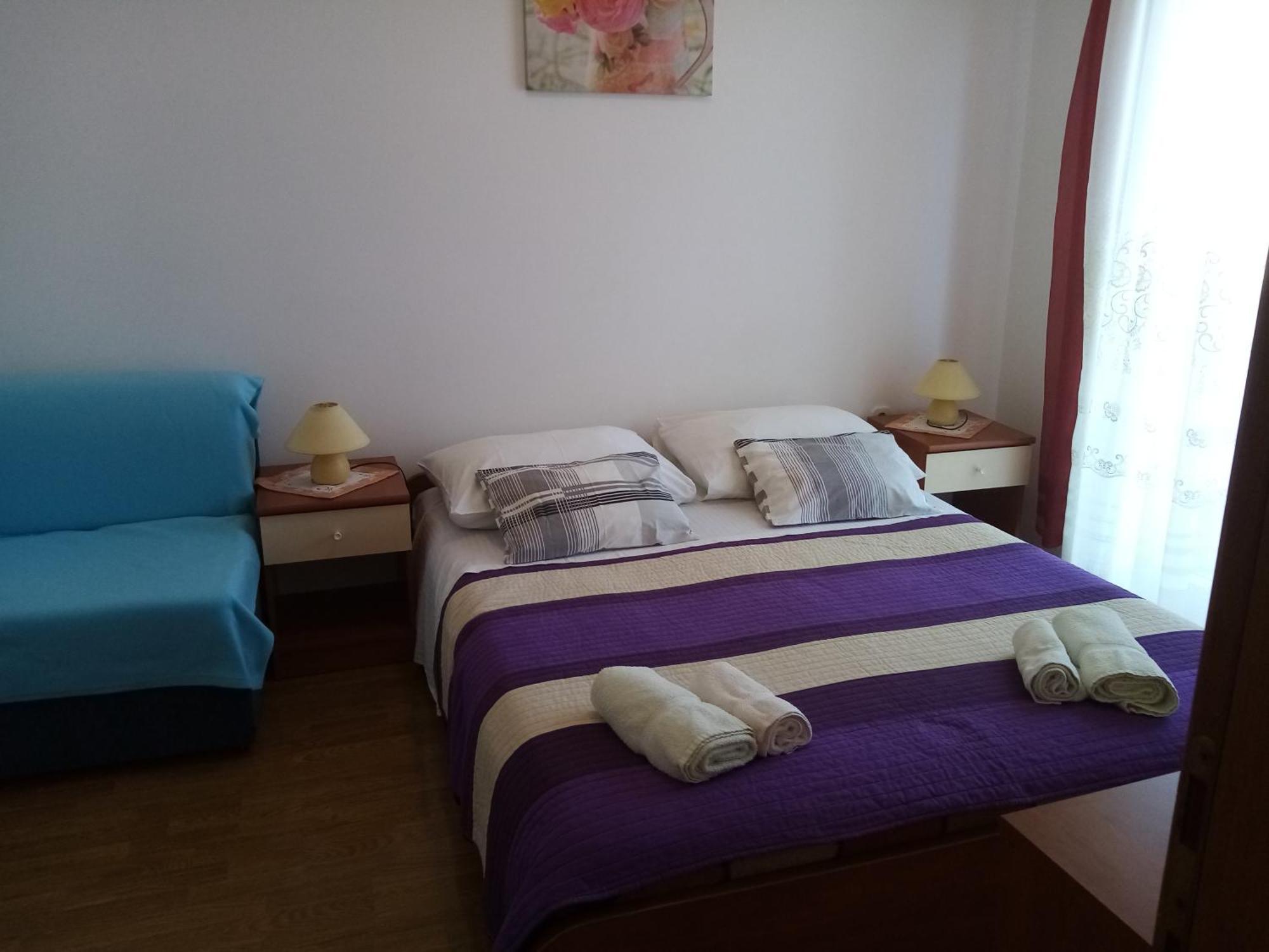 Apartments Vitkovic Крес Екстериор снимка