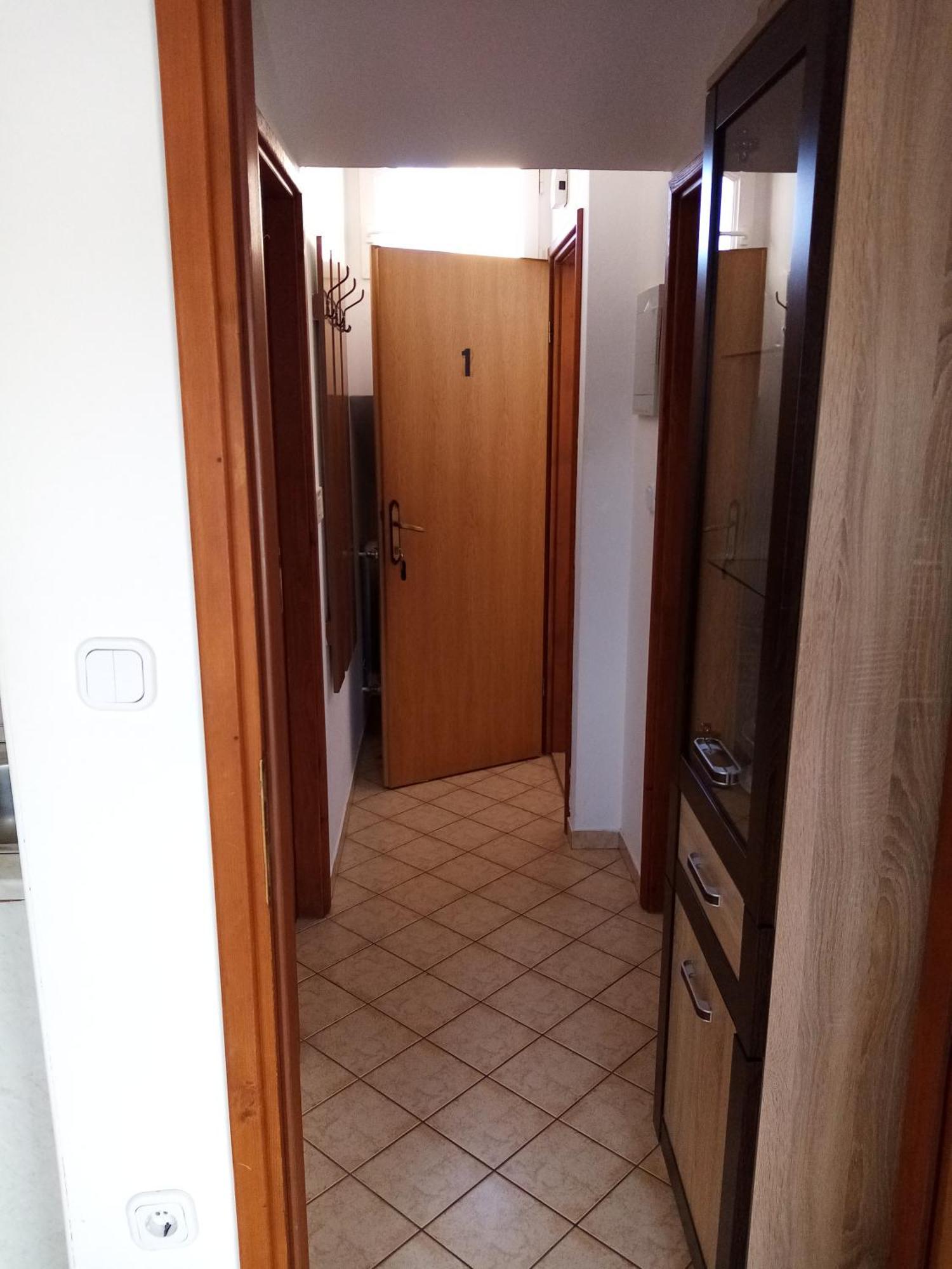 Apartments Vitkovic Крес Екстериор снимка